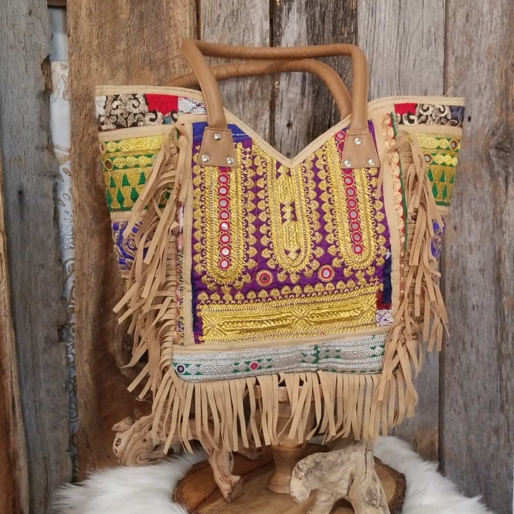 SOLD!!  NWT! AUTHENTIC LARGE BANJARA HANDBAG!